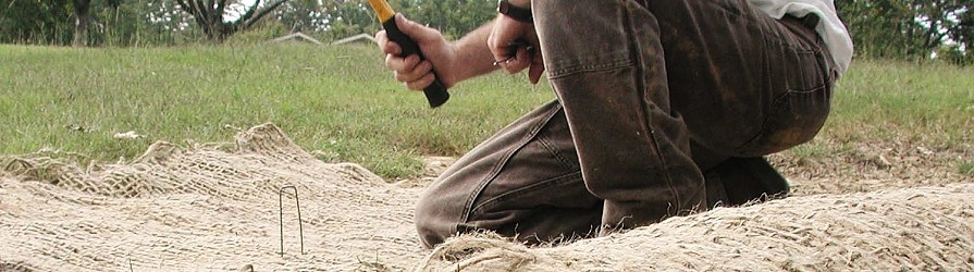 Szpilki i kołki mocujące