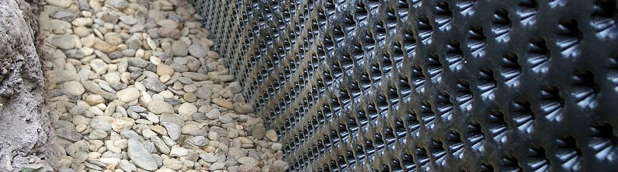 Folia kubełkowa do izolacji fundamentów przed wilgocią